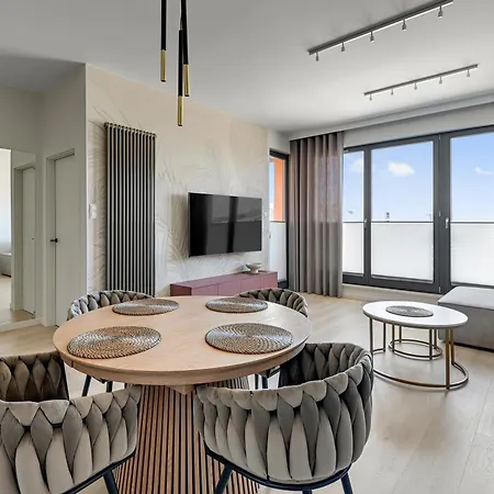 Διαμέρισμα Blue Mandarin Riverside Premium Ii Sauna & Gym *