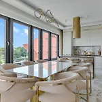 Apartman Blue Mandarin Riverside Premium Ii Sauna & Gym