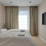 Blue Mandarin Riverside Premium Ii Sauna & Gym *