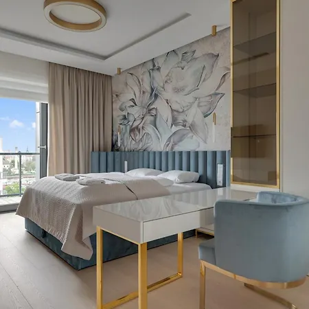 Blue Mandarin Riverside Premium Ii Sauna & Gym