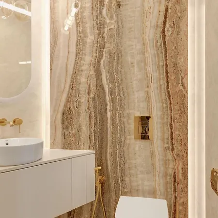 Blue Mandarin Riverside Premium Ii Sauna & Gym