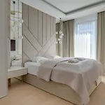 Blue Mandarin Riverside Premium Ii Sauna & Gym Appartamento *