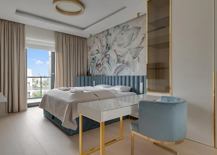 Blue Mandarin Riverside Premium Ii Sauna & Gym